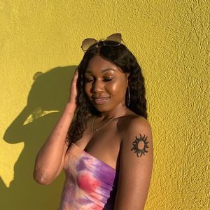 Meet your Posher, Aisha